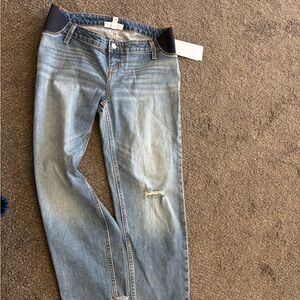 Women’s size 6 Isabel Maternity Cropped Jeans 28” inseam Comfort Stretch